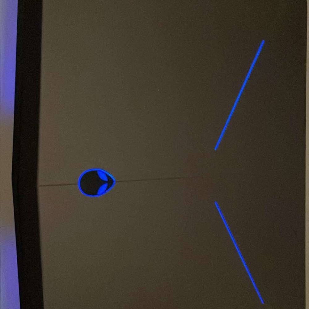 Alienware R15